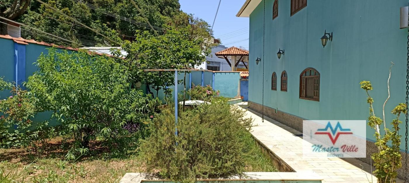 Casa à venda com 6 quartos, 586m² - Foto 12