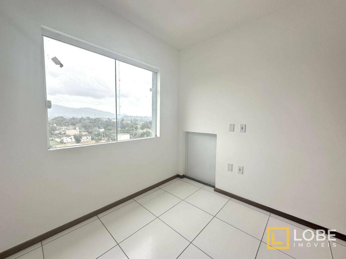 Apartamento à venda com 2 quartos, 62m² - Foto 7