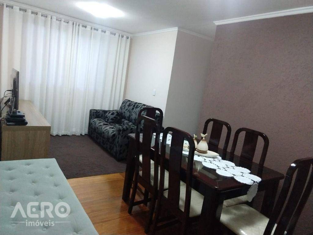 Apartamento à venda com 3 quartos, 74m² - Foto 3