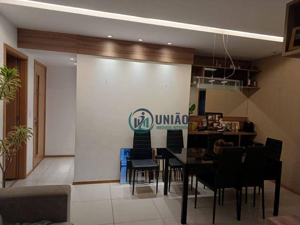 Apartamento à venda com 3 quartos, 101m² - Foto 7