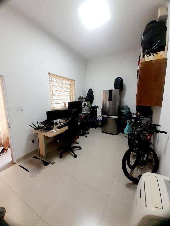 Sobrado à venda com 6 quartos, 370m² - Foto 36