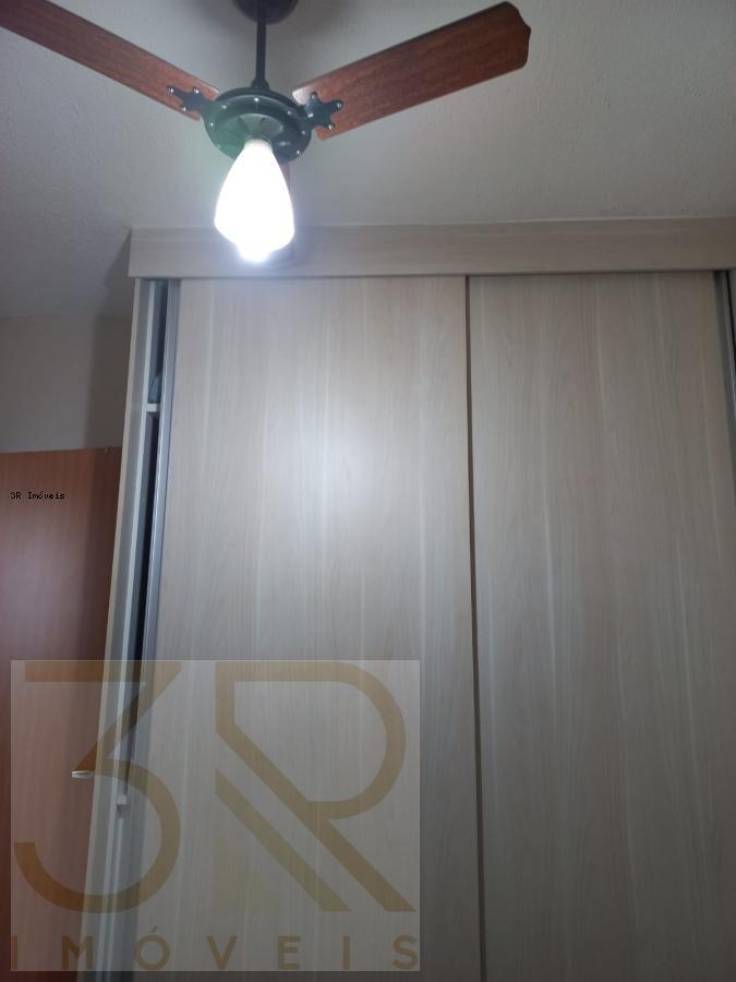 Apartamento à venda com 2 quartos, 42m² - Foto 8