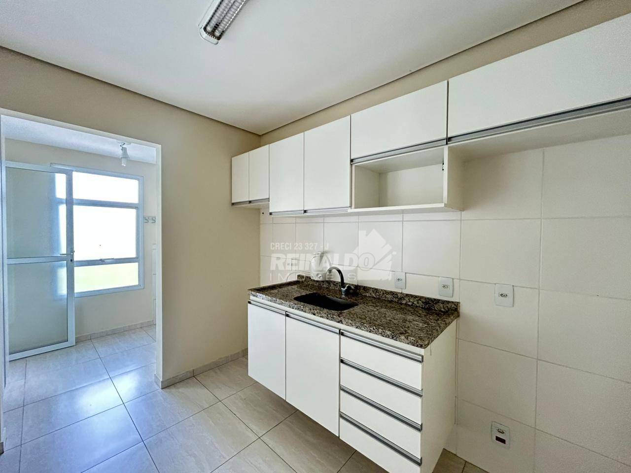 Apartamento, 2 quartos, 68 m² - Foto 2