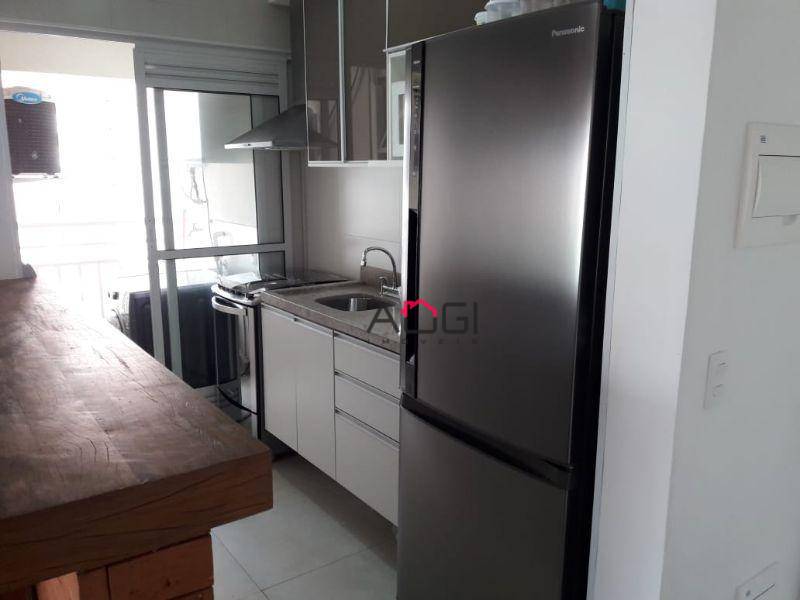 Apartamento à venda com 2 quartos, 63m² - Foto 9