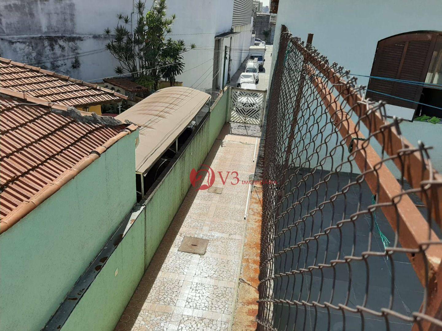 Sobrado à venda com 3 quartos, 300m² - Foto 4