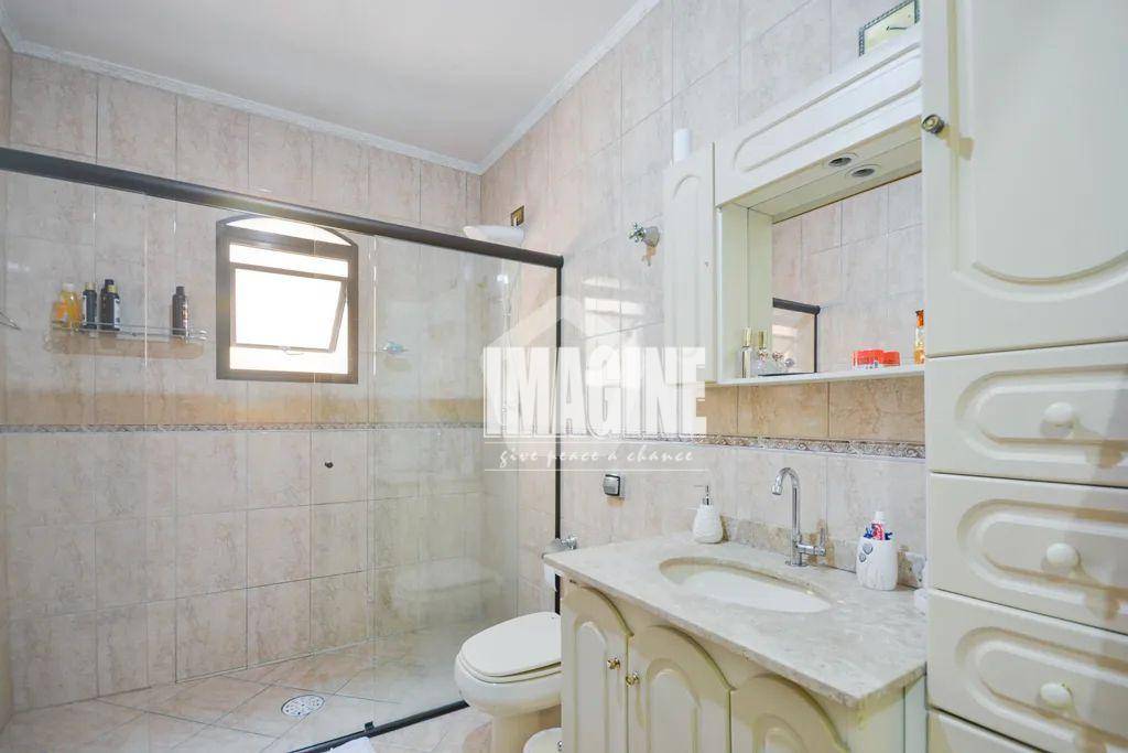 Sobrado à venda com 3 quartos, 250m² - Foto 17