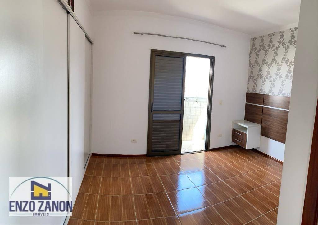 Apartamento à venda com 3 quartos, 123m² - Foto 15