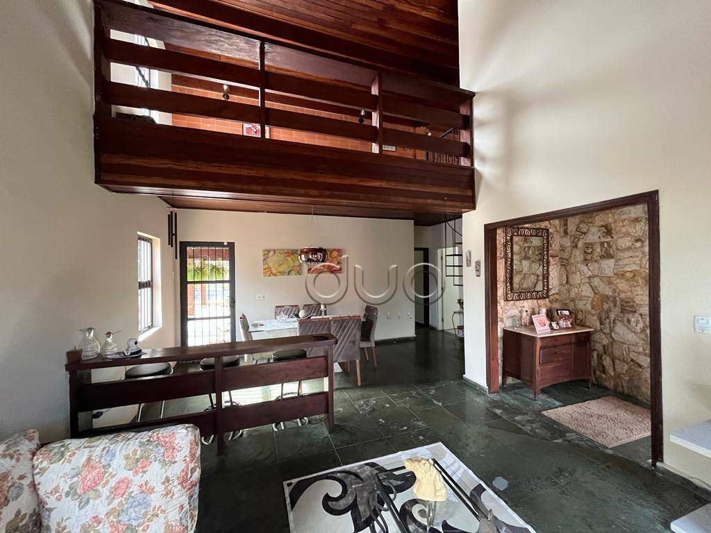 Casa à venda com 3 quartos, 237m² - Foto 25