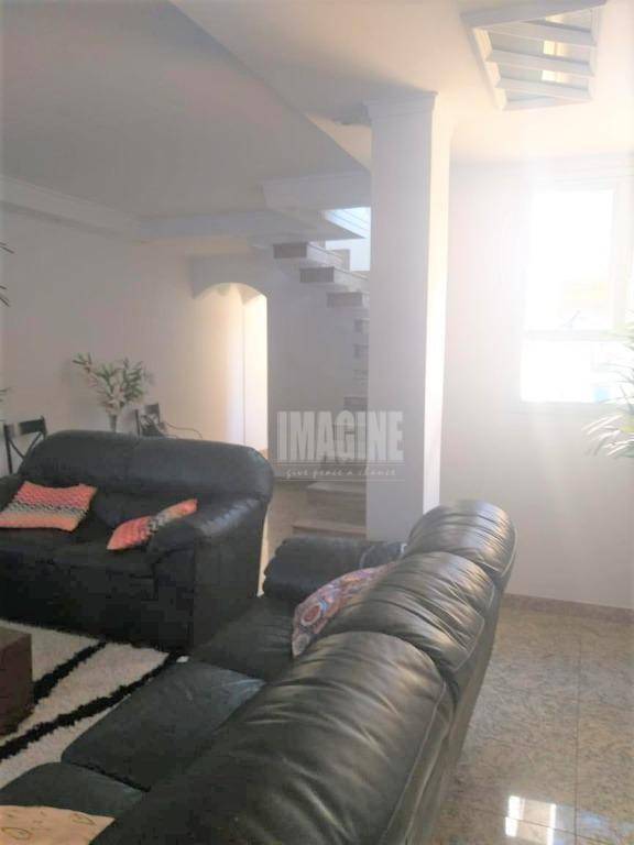 Sobrado à venda com 3 quartos, 150m² - Foto 4