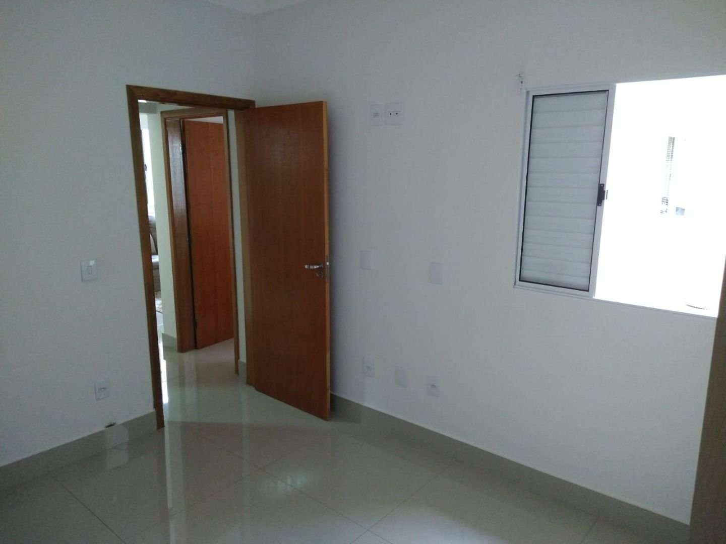 Casa à venda com 3 quartos, 190m² - Foto 8