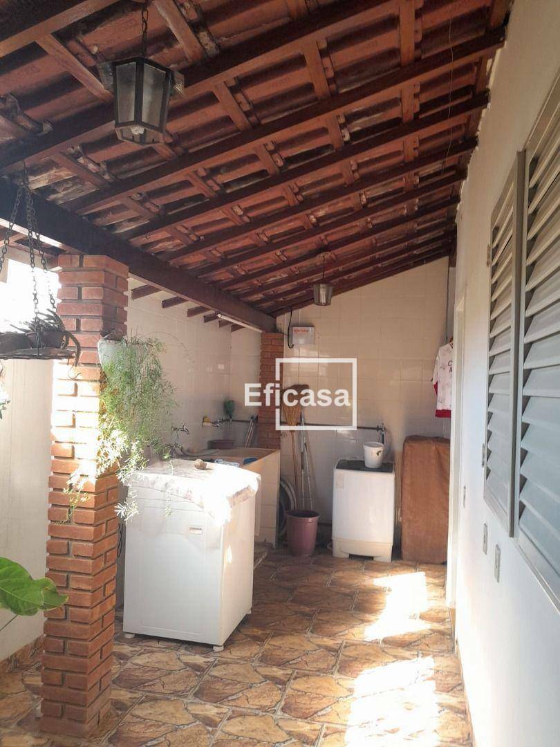 Casa à venda com 3 quartos, 150m² - Foto 10