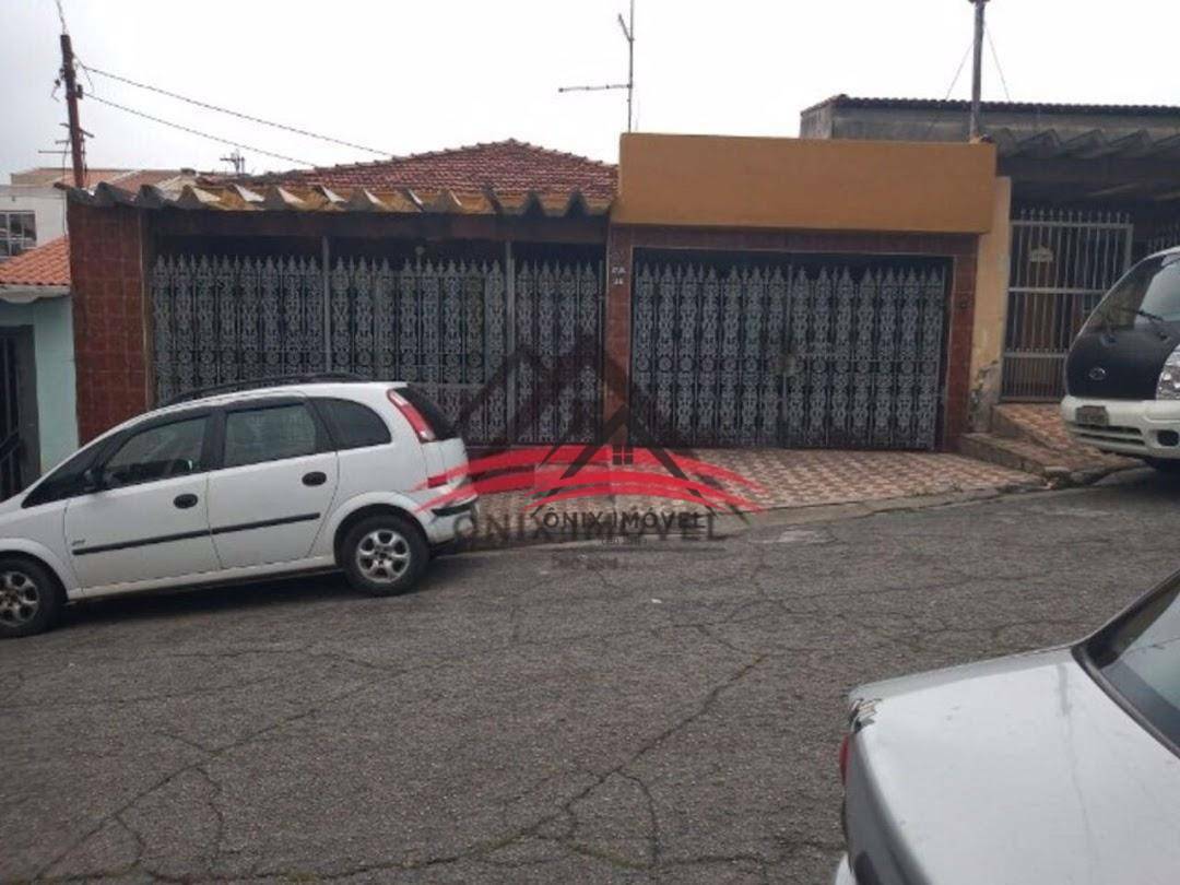 Casa à venda com 4 quartos, 250m² - Foto 2