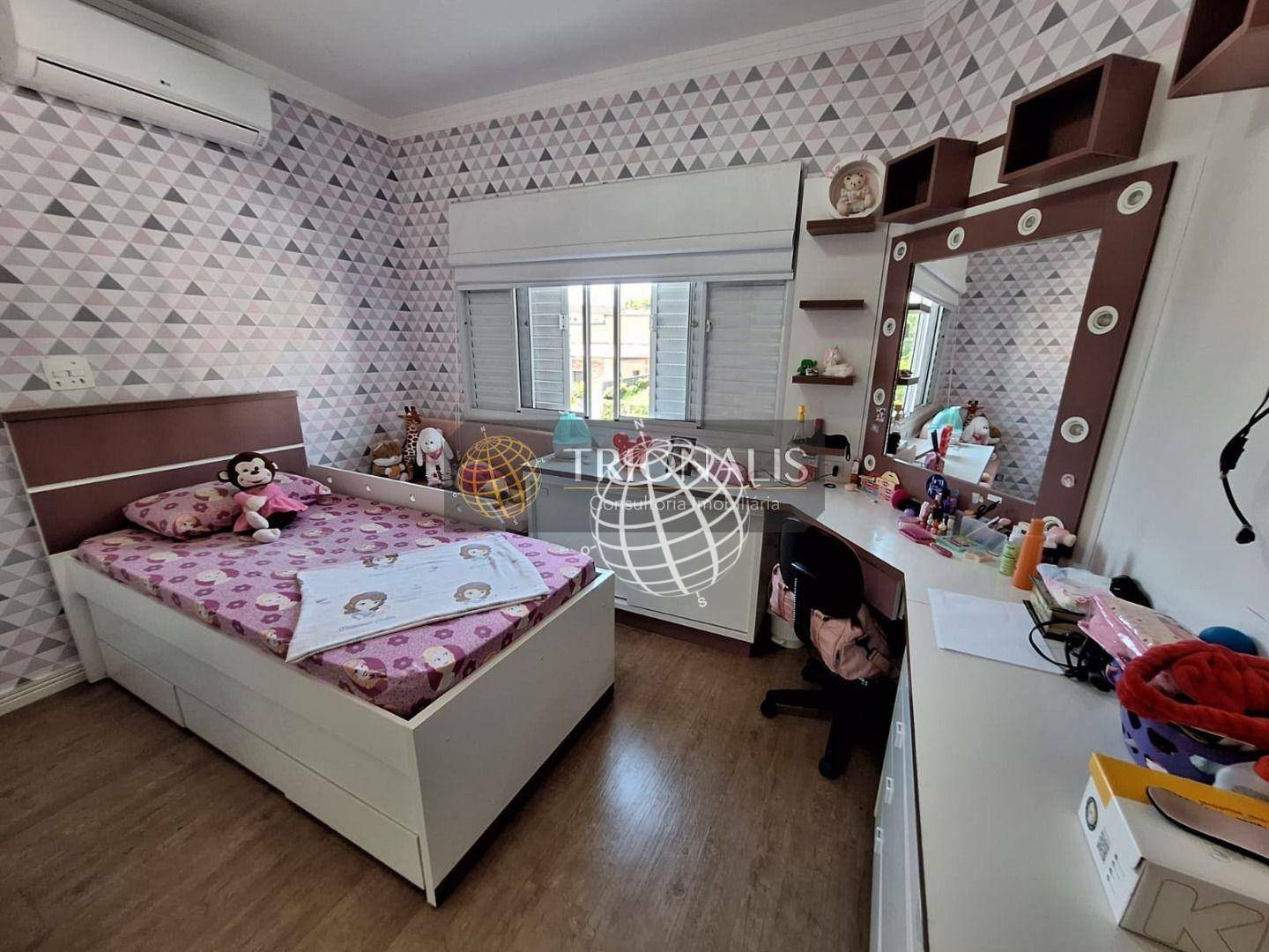 Casa à venda com 3 quartos, 280m² - Foto 25