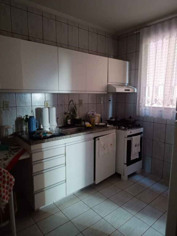 Apartamento à venda com 3 quartos, 71m² - Foto 3