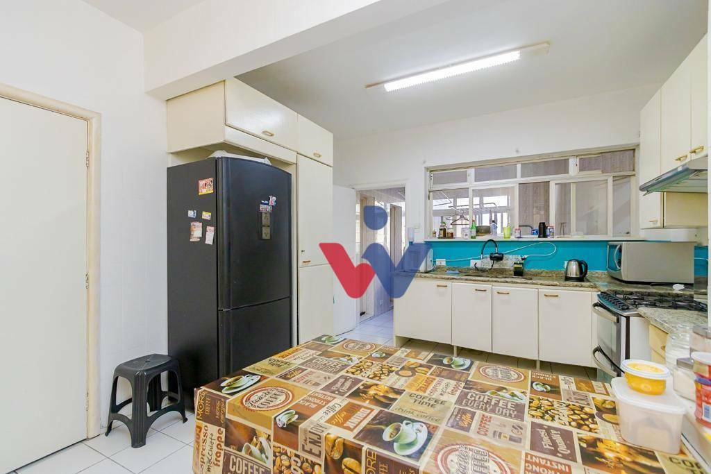 Apartamento à venda com 3 quartos, 190m² - Foto 22