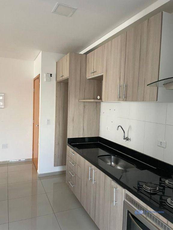 Apartamento à venda e aluguel com 2 quartos, 66m² - Foto 17