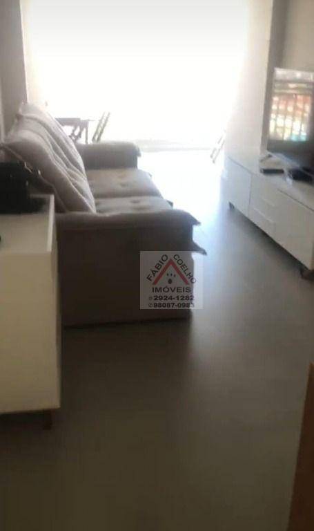 Apartamento à venda com 2 quartos, 65m² - Foto 8