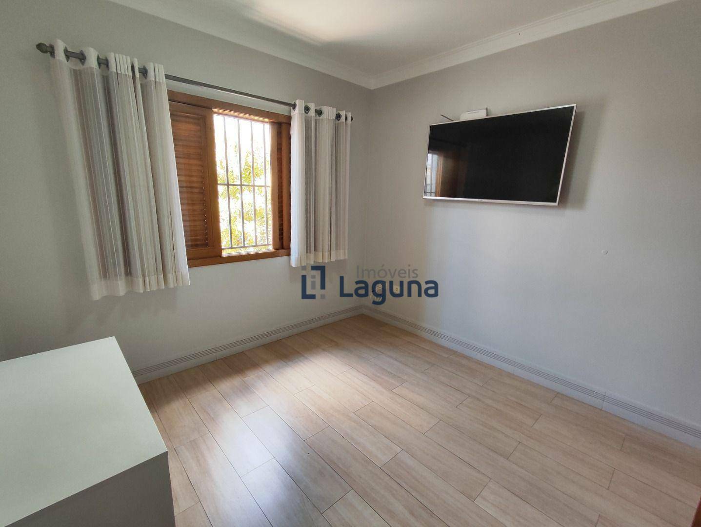 Casa à venda com 3 quartos, 230m² - Foto 78