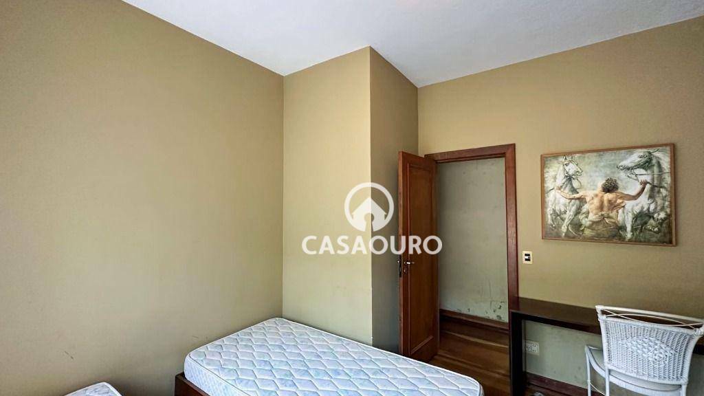 Casa de Condomínio à venda com 3 quartos, 360m² - Foto 28