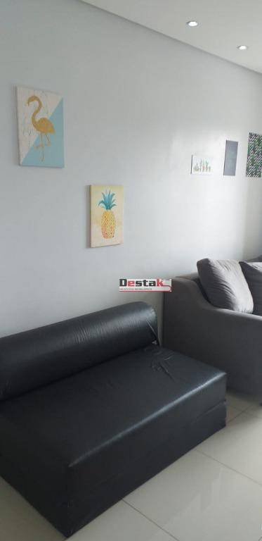 Apartamento à venda com 2 quartos, 55m² - Foto 17