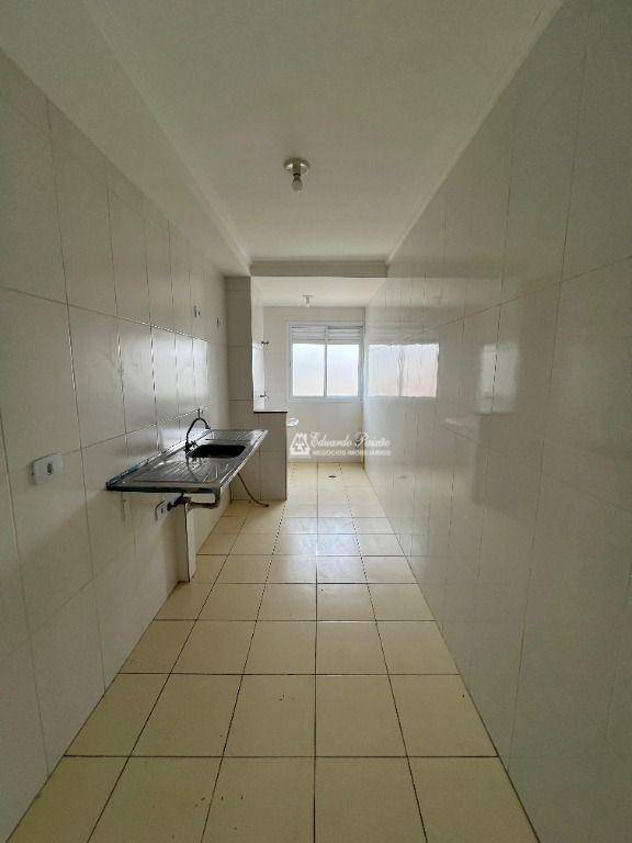 Apartamento à venda com 2 quartos, 62m² - Foto 8