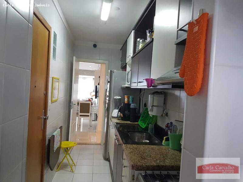 Apartamento à venda com 3 quartos, 102m² - Foto 18