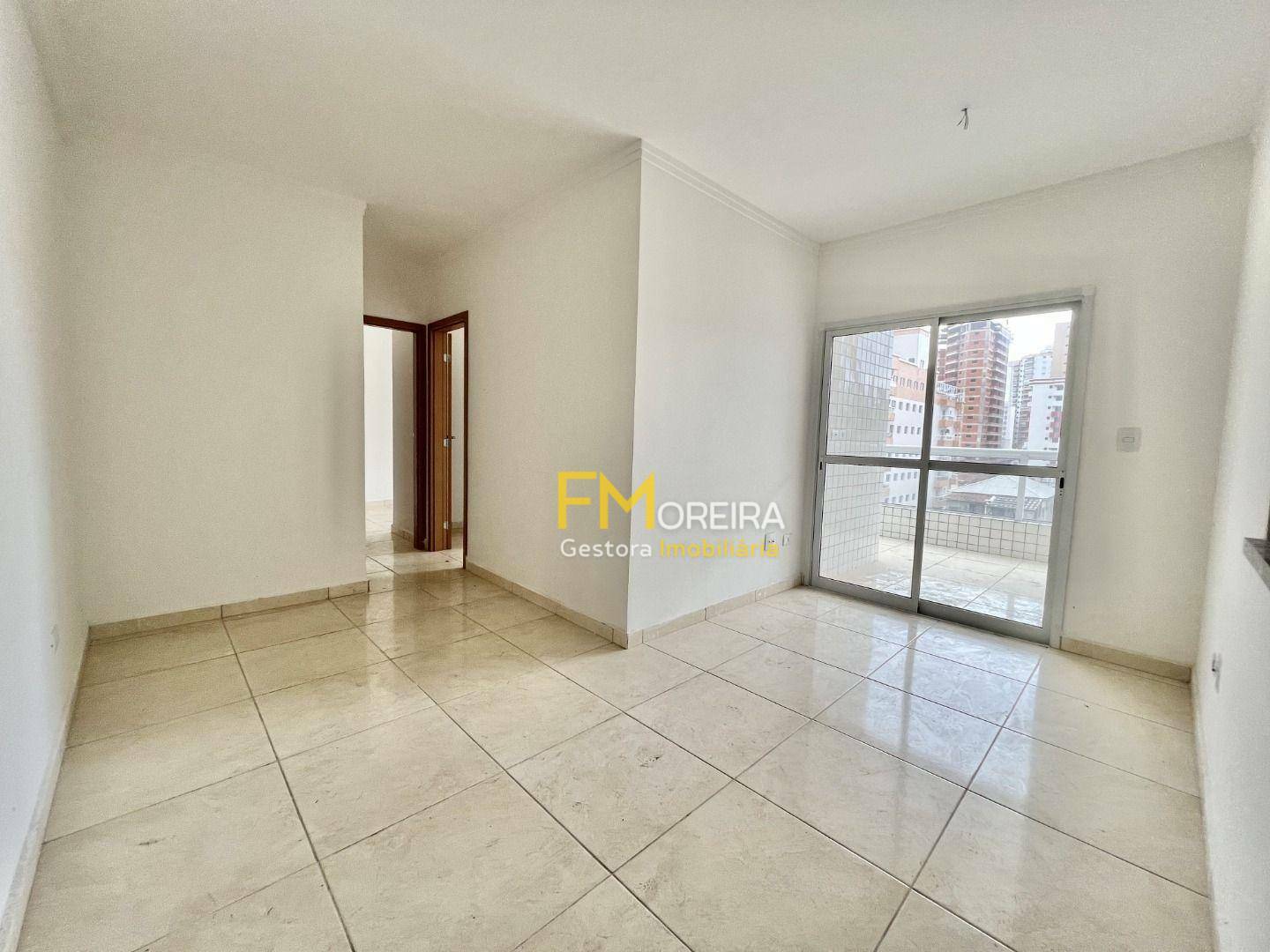 Apartamento à venda com 2 quartos, 70m² - Foto 4