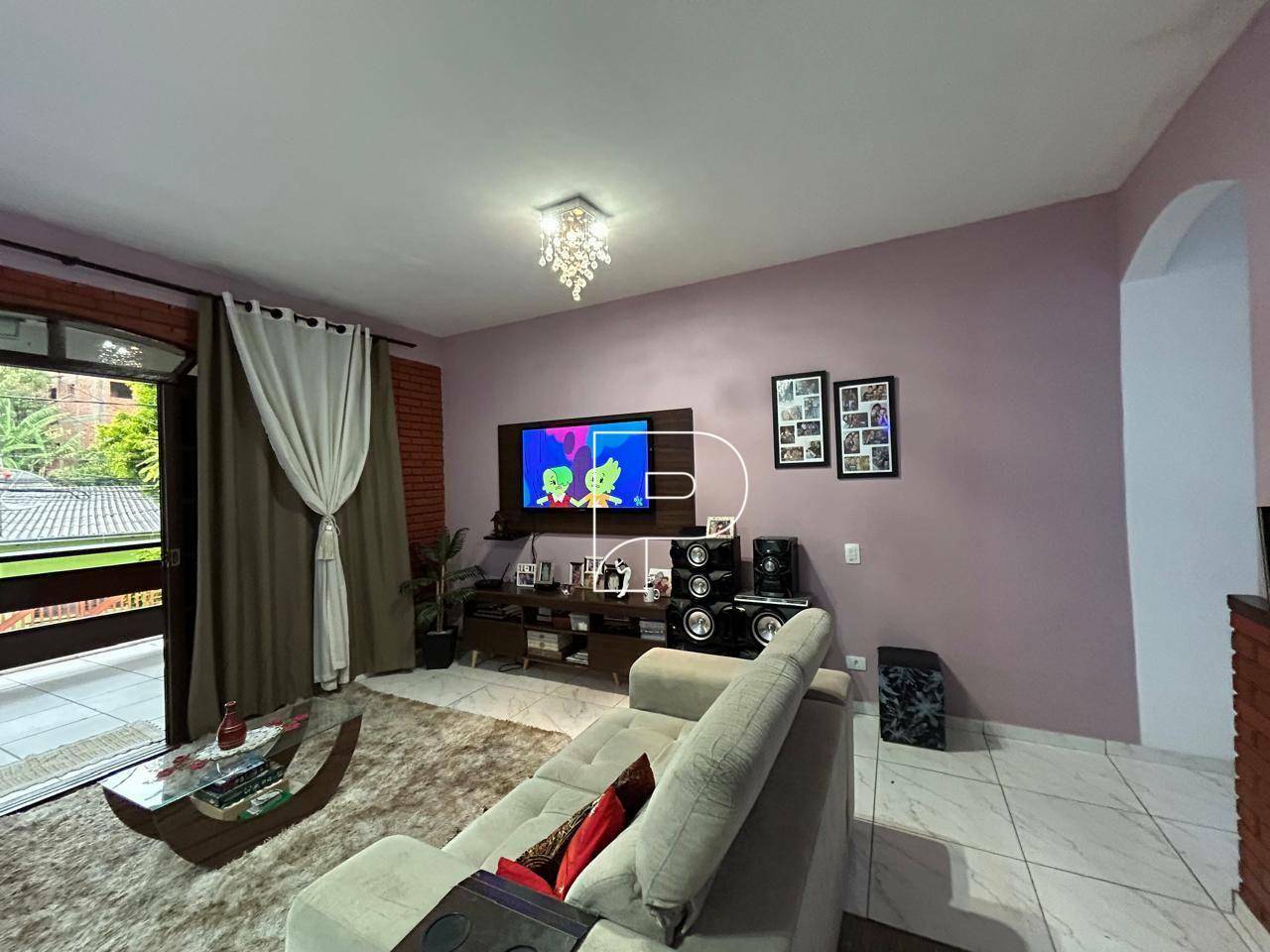 Casa, 3 quartos, 250 m² - Foto 3