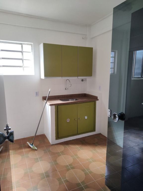 Apartamento à venda com 2 quartos, 62m² - Foto 11