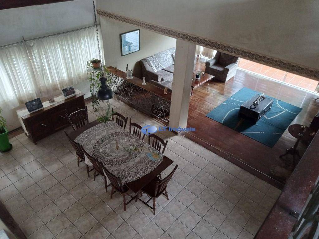 Sobrado, 4 quartos, 465 m² - Foto 1