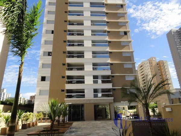 Apartamento à venda com 3 quartos, 132m² - Foto 1