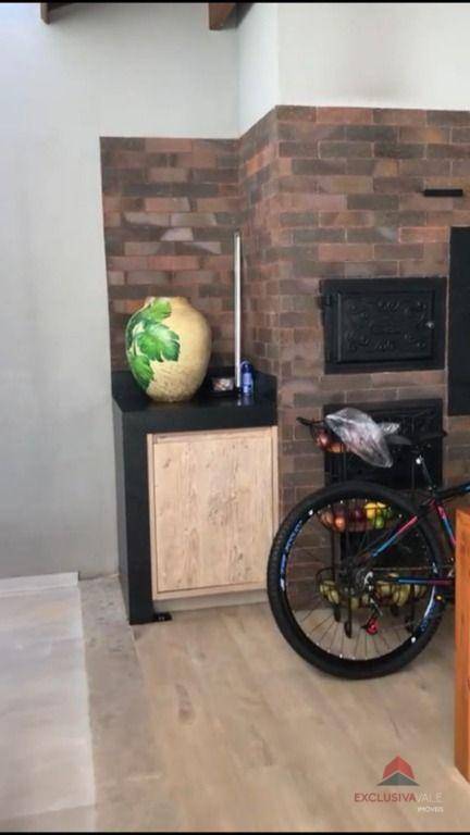 Casa de Condomínio à venda com 4 quartos, 270m² - Foto 12