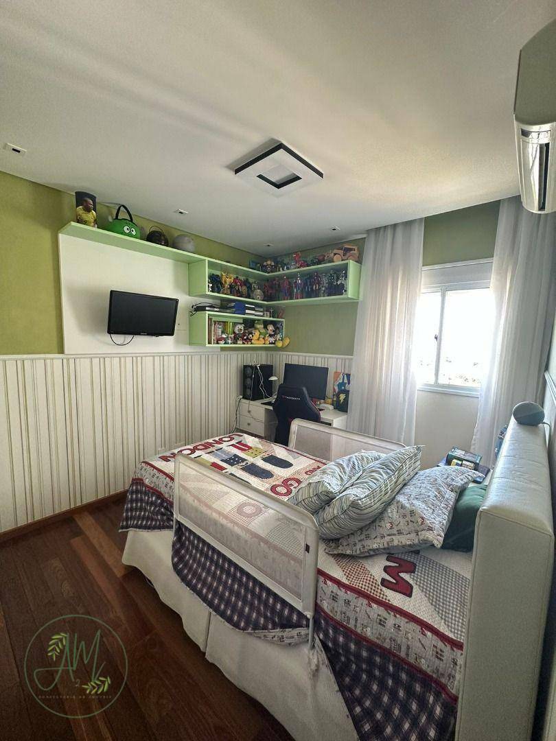 Apartamento à venda com 3 quartos, 232m² - Foto 13