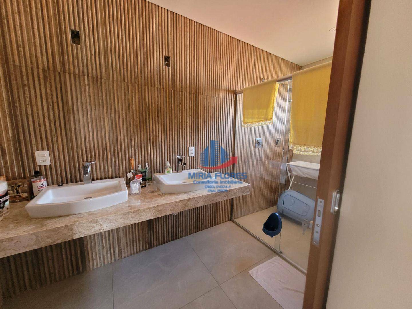 Casa de Condomínio à venda com 3 quartos, 248m² - Foto 9