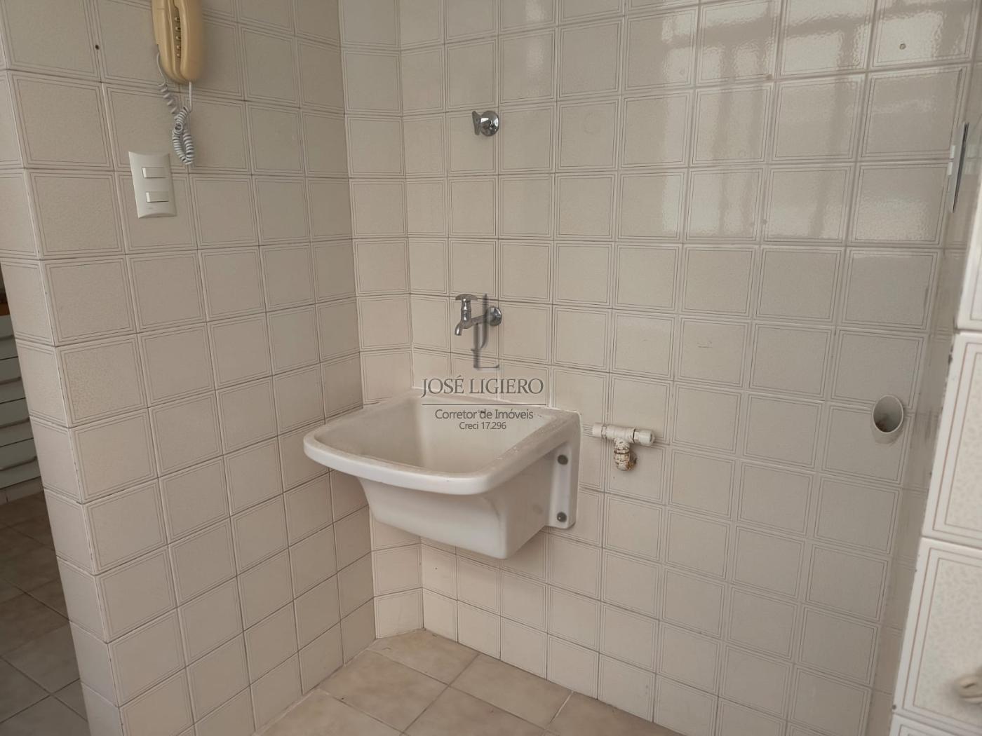 Apartamento à venda com 2 quartos, 93m² - Foto 25