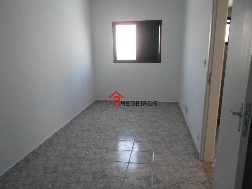 Apartamento à venda com 1 quarto, 45m² - Foto 14