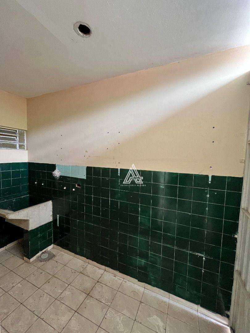 Sobrado à venda com 3 quartos, 250m² - Foto 49