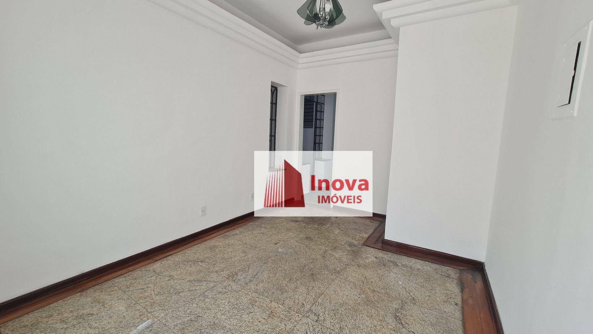 Casa à venda com 3 quartos, 110m² - Foto 7