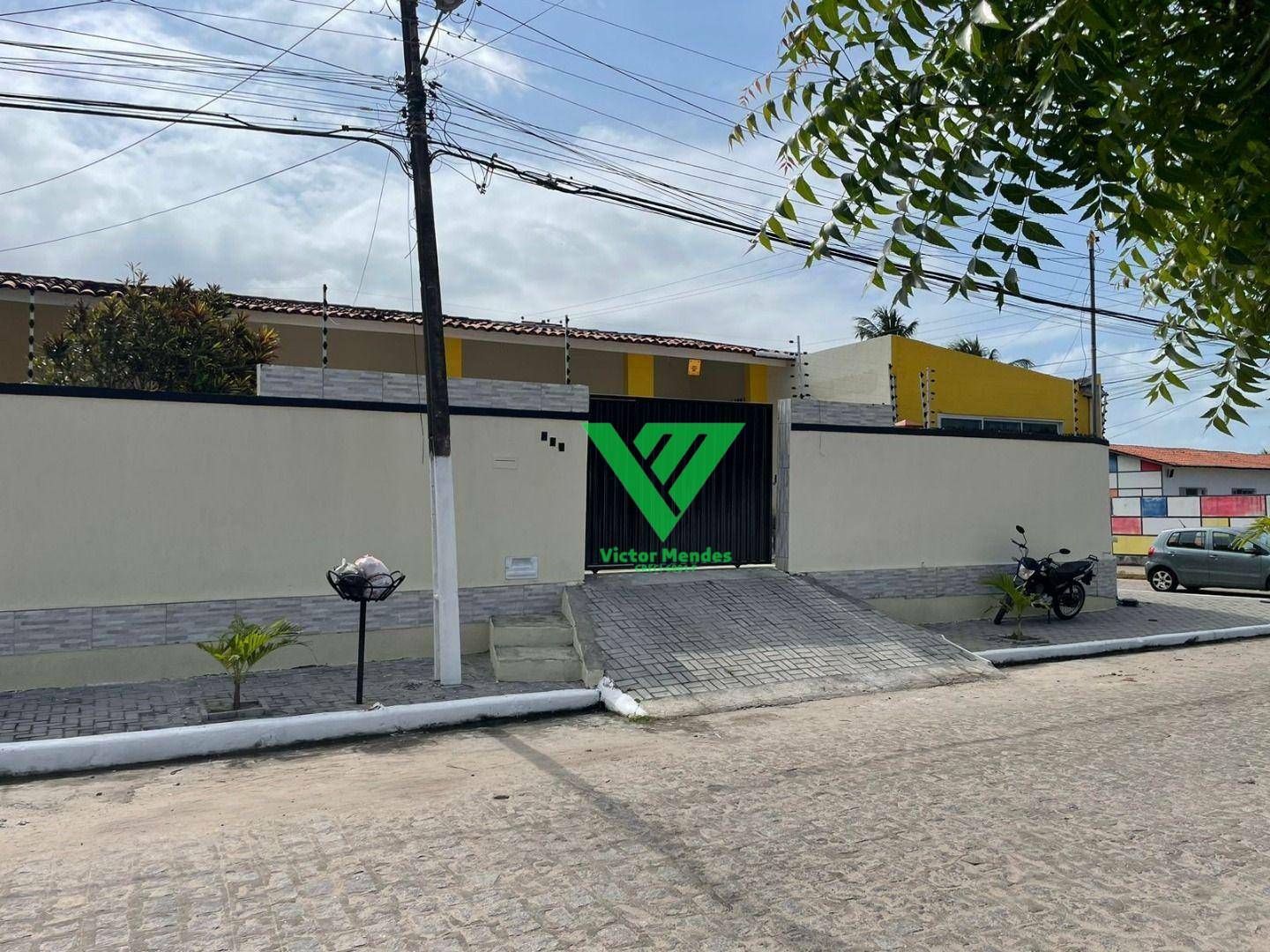 Casa à venda com 5 quartos, 180m² - Foto 6