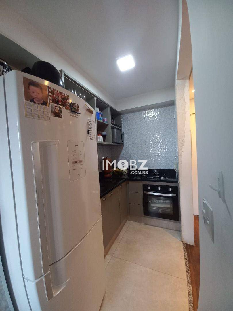 Apartamento à venda com 2 quartos, 48m² - Foto 10