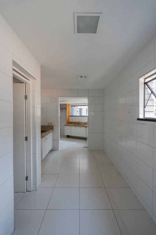 Apartamento à venda com 3 quartos, 210m² - Foto 42