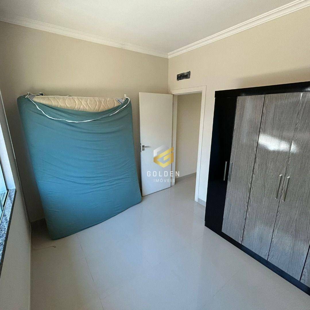 Casa à venda com 4 quartos, 100m² - Foto 5