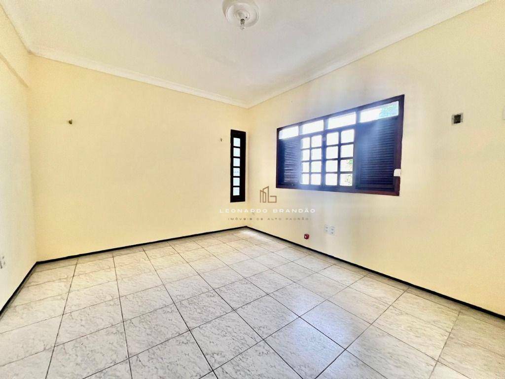 Casa à venda com 9 quartos, 521m² - Foto 42