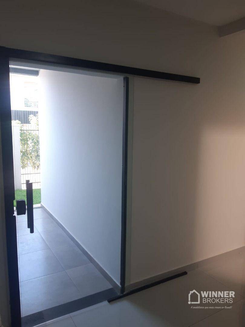 Casa à venda com 3 quartos, 85m² - Foto 4