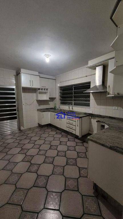 Sobrado à venda com 3 quartos, 250m² - Foto 5