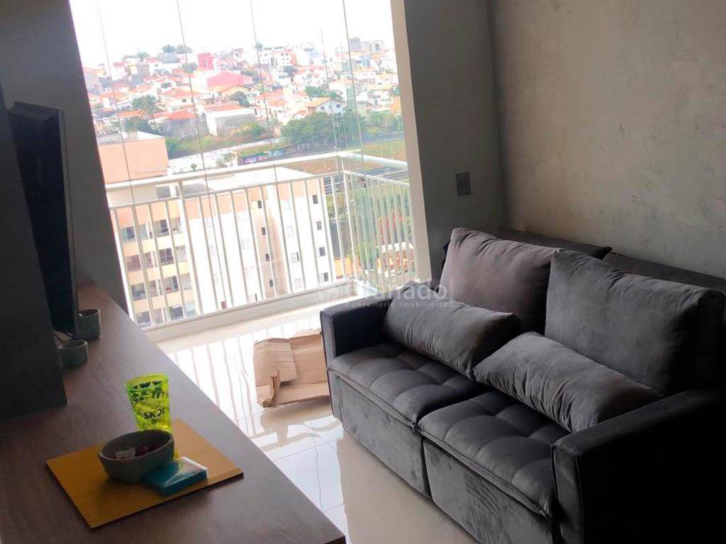 Apartamento à venda com 3 quartos, 67m² - Foto 1