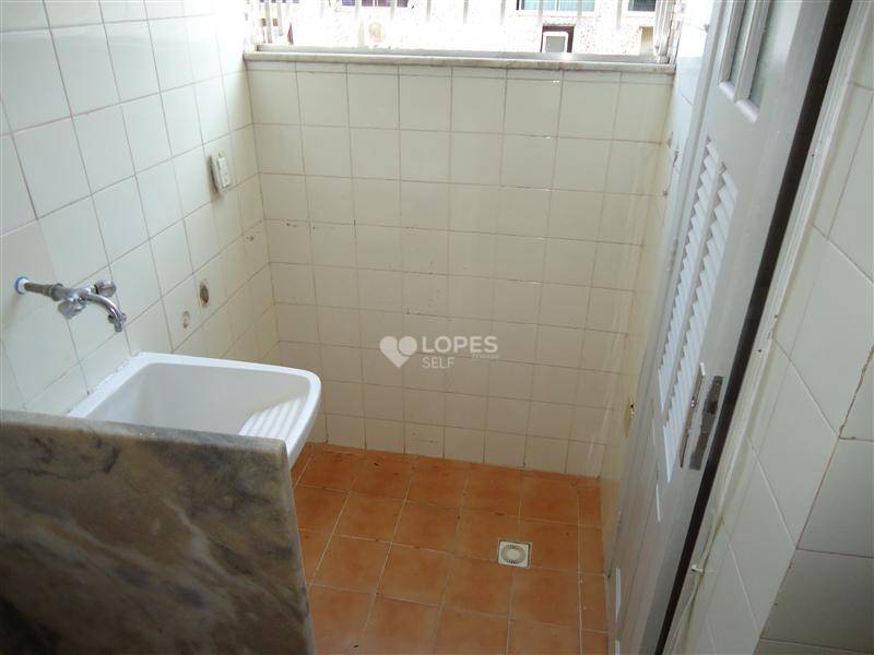 Apartamento à venda com 2 quartos, 60m² - Foto 5