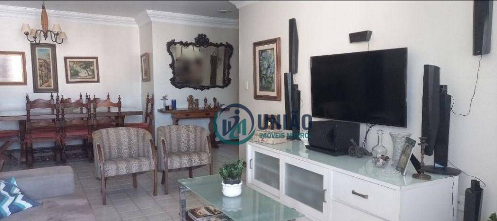 Apartamento à venda com 3 quartos, 140m² - Foto 4