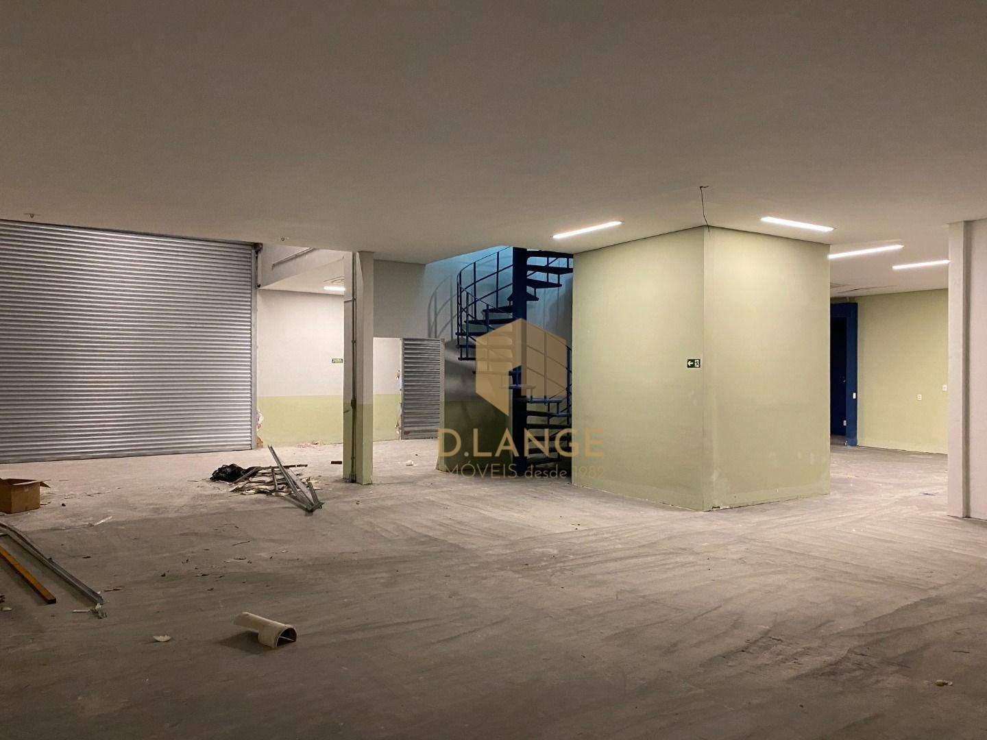 Prédio Inteiro para alugar, 656m² - Foto 1