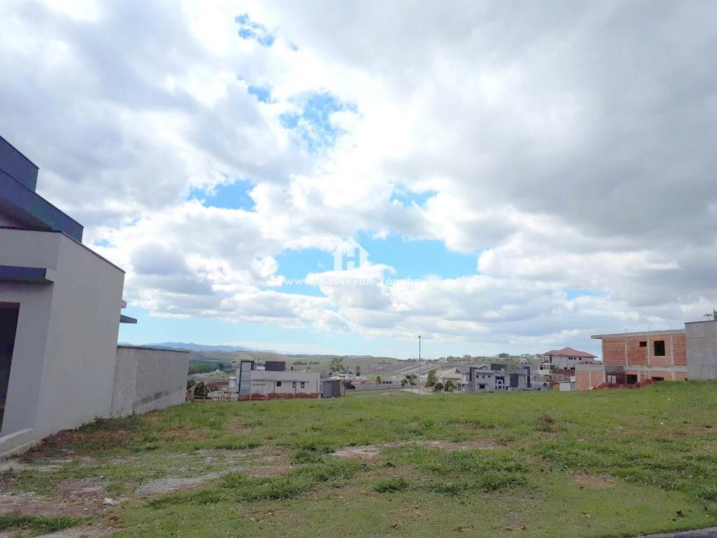 Terreno à venda, 450m² - Foto 1